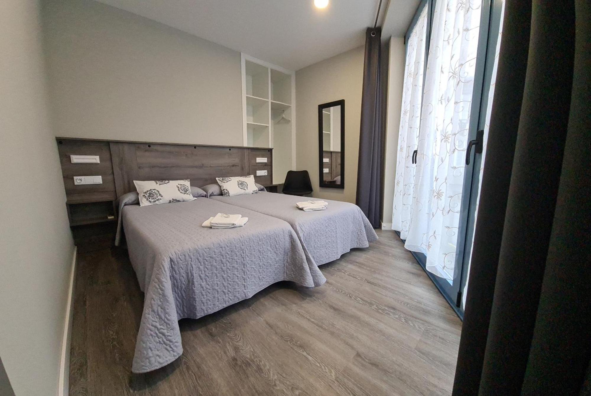 Apartamentos Carballal Palas de Rei Extérieur photo